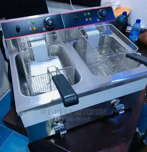 Electric Fryer With Dispenser