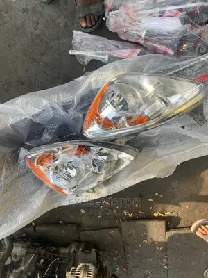 Head Lamp 2003/5 CRV