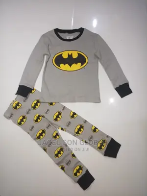 Batman Design Pyjamas/Nightwear/Sleepwear (2 - 6 Yrs)