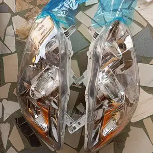 Headlights for Toyota Corolla 03-06 Model
