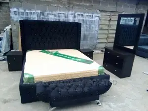 Padded 6x6 Bedframe, Dressing Mirror, 2 Drawers