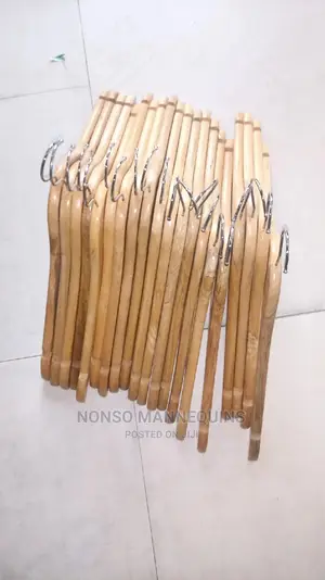 Foreign Imported Wooden Clothes Hangers Bundles
