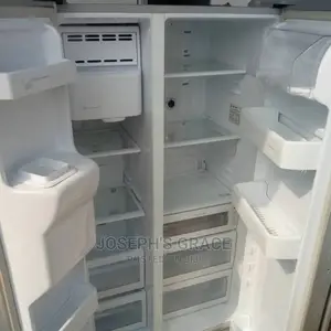 Samsung Double Door, Ice Cube $ Water Dispenser Fridge/Freez