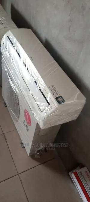 Few Months Old, Neat NORMAL VOLTAGE 1.5HP LG Air Conditioner