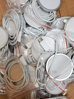 Original iPhone Magsafe Wireless Charger