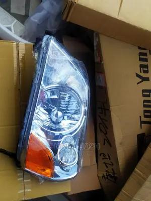 Headlights 2003 to 2005 Model Honda Pilot