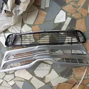 Up and Down Front Grille for Toyota Venza 013-015 Model