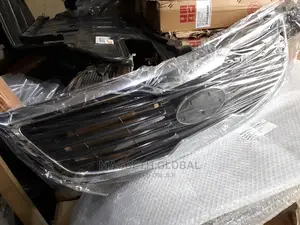 Grilles Kia Sportage and Hyundia 2012