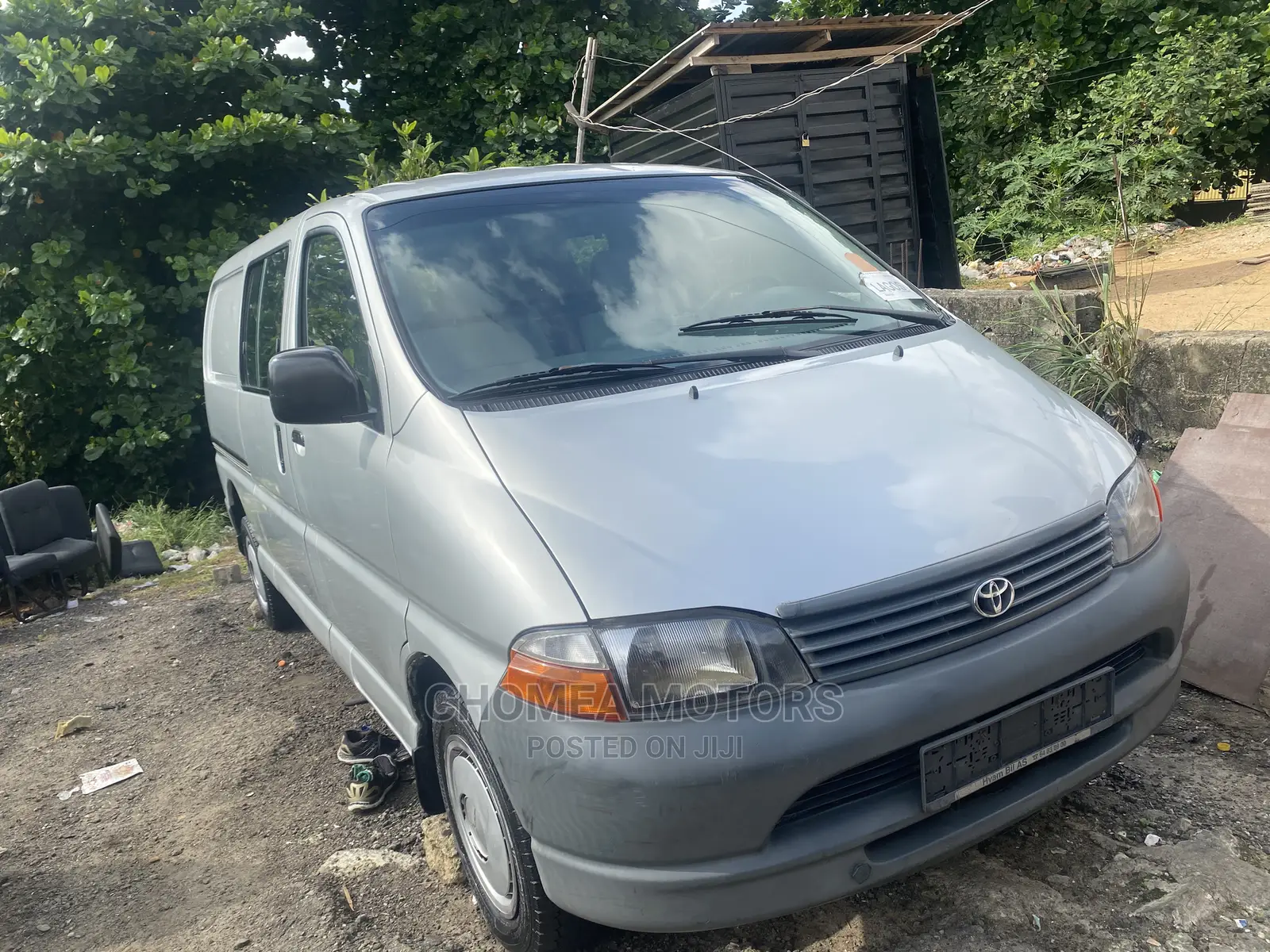 Toyota HiAce 2005