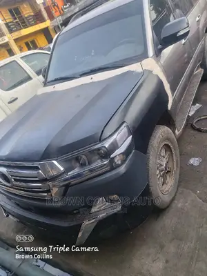 Upgrade Your Land Cruiser 2000/2006 Upgrade To 2020