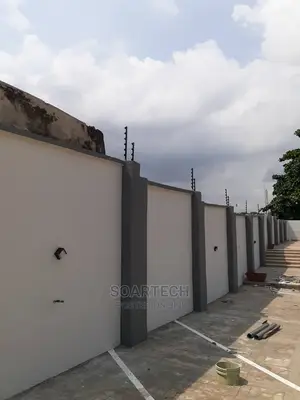 Hotel Electric Fence G