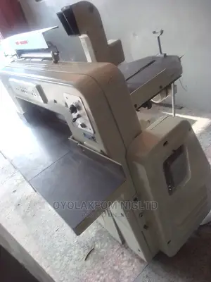 Polar Mohr Eltromat 72 Cutting Machine