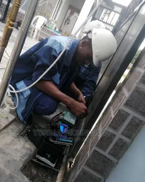 Remote Controlled Gate (Automation)