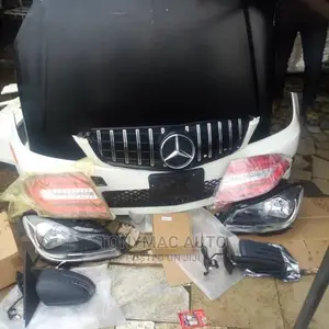 Mercedes Benz C300 Headlights, Back Lights,Bumpers Available
