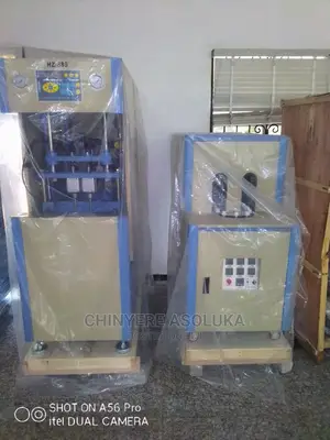 Semi Automatic Pet Blowing Machine
