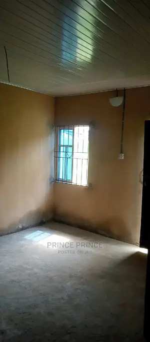 1bdrm Bungalow in Surulere for rent