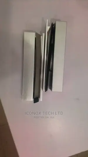Frameless Glass Door Bot Lock