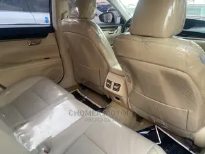 Lexus ES 2015 White
