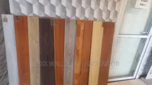Wood Laminate Floor With Underlay in Deidei