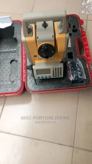 DTM Original Total Station Survey Equipment(Model 692R)