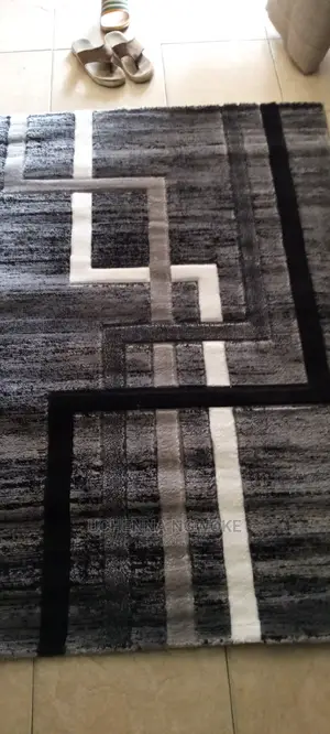 Quality Center Rug