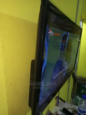 32 Inches Sharp TV
