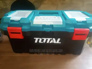 17" Total Plastic Box