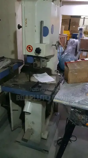 Band Saw Woodworking Machine