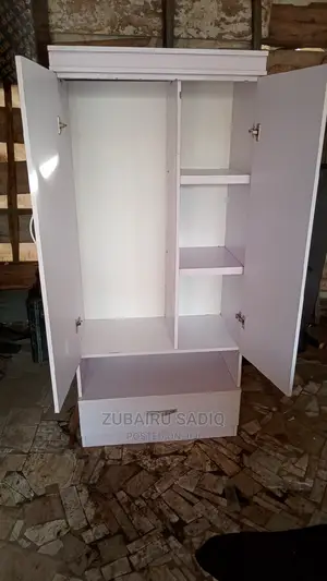 Wardrobe 32 X 6