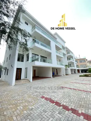 4bdrm Townhouse/Terrace in Banana Island for Sale