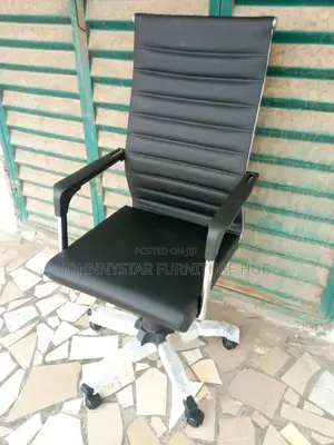 Top Quality Executive Swivel High Back Leather Office Chair.