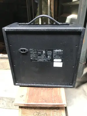 Fender Mustang1 Combo