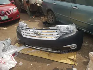 Complete Front Bumper for Toyota Highlander 2012/13
