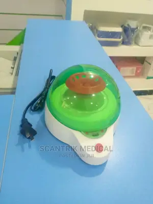 Mini Laboratory Micro Centrifuge Machine
