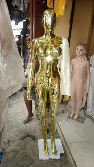 Size 8 Faceless Gold Chrome Big Bust Display MANNEQUINS