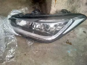 Hyundai Genesis 2017 Headlight