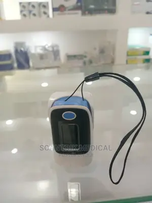 Portable Clinic Digital Fingertip Pulse Oximeter