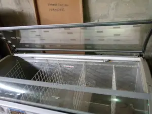 (UK) Fairly Used Industrial Island Freezer.