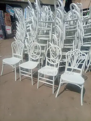 Tovic Cheverlys Events Chairs