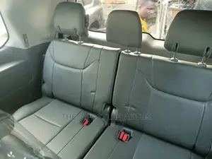 Lexus LX 570 2011 Black