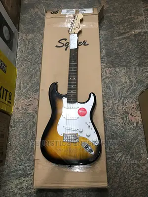 Squier Guitar Stratocaster by Fender