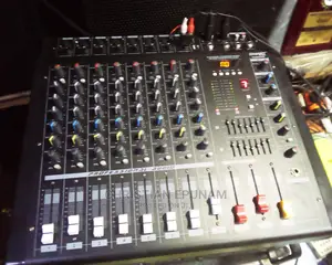 Smart Audio Powered Mixer