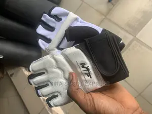 Taekwondo Gloves With Different Sizes