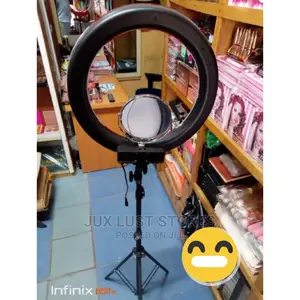 18inches Rechargeable Ringlight With Two Batteries