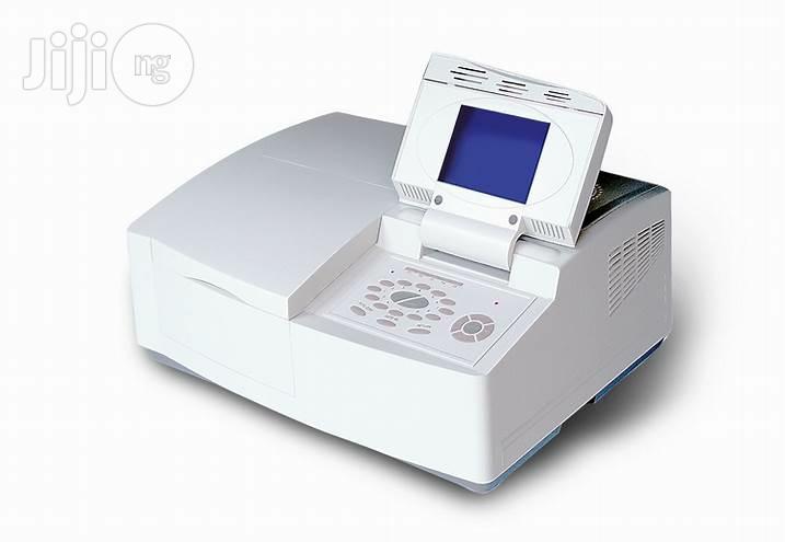 Spectrophoto Meter