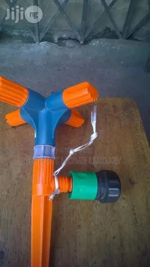 4arms Garden Water Sprinkler