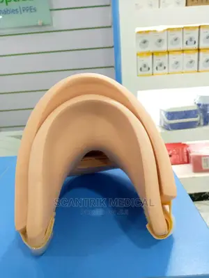 Adjustable Soft Rubber Inflatable Cervical Collar Neck