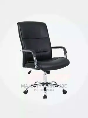 Quality Executive Leather Swivel Office Chair