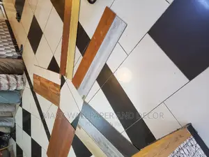 Wood Laminate Floor Available in Different Colors Shades