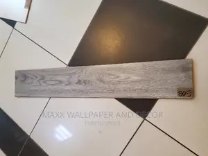 Light Grey Wood Laminate